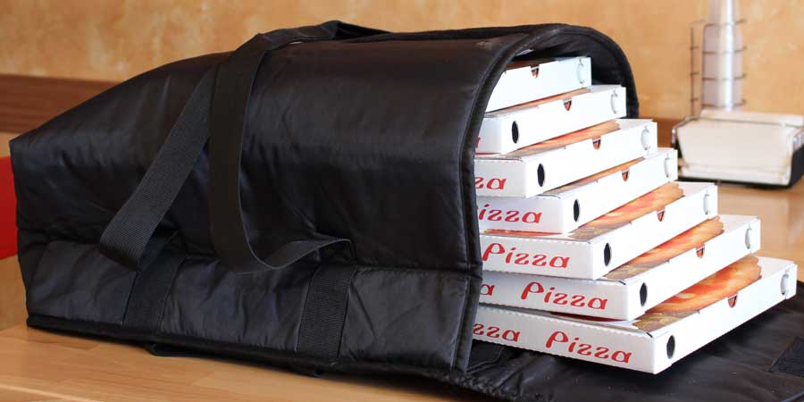 consegna pizze a domicilio con sacche termiche riscaldate 